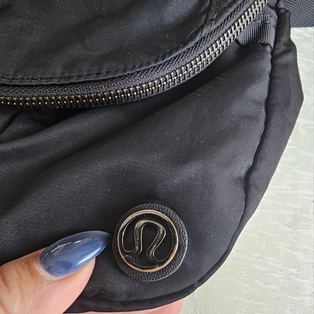 Lululemon All Night Festival Bag Micro 2L